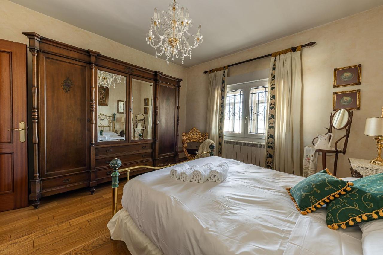 Waou Deluxe Cottage Titulcia 外观 照片
