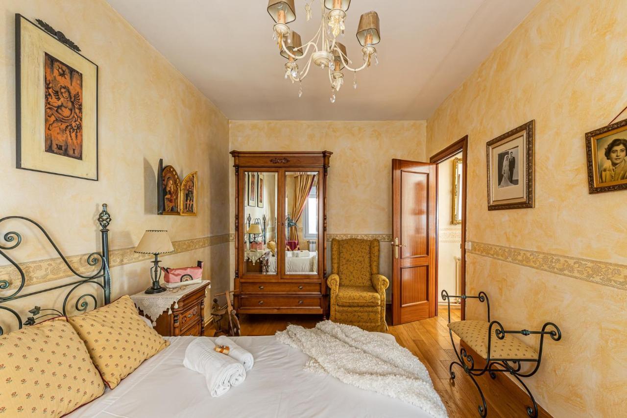 Waou Deluxe Cottage Titulcia 外观 照片